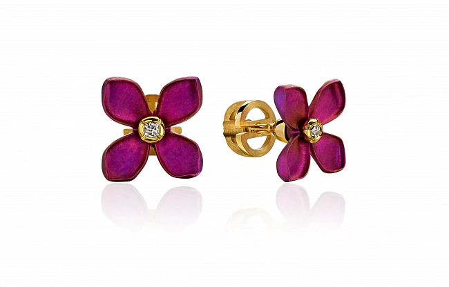 Brooch